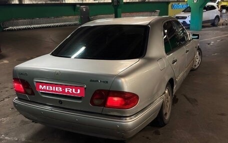 Mercedes-Benz E-Класс, 1997 год, 165 000 рублей, 8 фотография