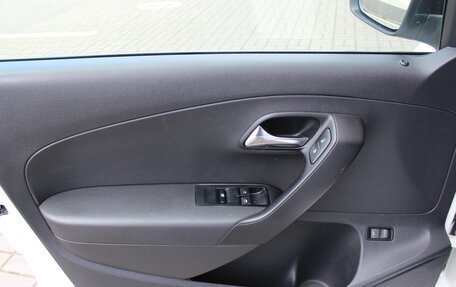 Volkswagen Polo VI (EU Market), 2013 год, 850 000 рублей, 13 фотография