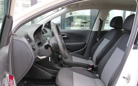 Volkswagen Polo VI (EU Market), 2013 год, 850 000 рублей, 14 фотография