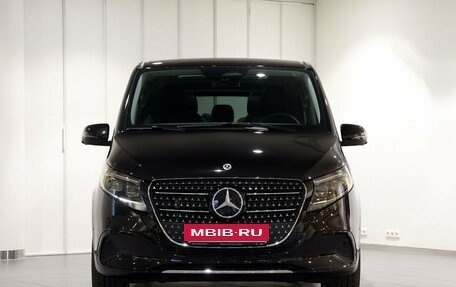 Mercedes-Benz V-Класс, 2024 год, 13 990 000 рублей, 2 фотография