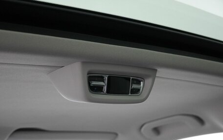 Mercedes-Benz V-Класс, 2024 год, 13 990 000 рублей, 23 фотография