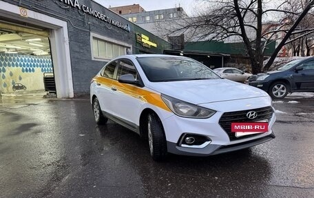 Hyundai Solaris II рестайлинг, 2019 год, 890 000 рублей, 2 фотография