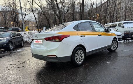 Hyundai Solaris II рестайлинг, 2019 год, 890 000 рублей, 5 фотография