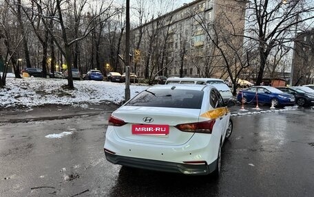 Hyundai Solaris II рестайлинг, 2019 год, 890 000 рублей, 8 фотография