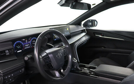 Toyota Camry, 2024 год, 3 990 000 рублей, 13 фотография