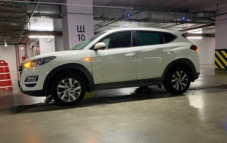 Hyundai Tucson III, 2020 год, 3 000 000 рублей, 2 фотография