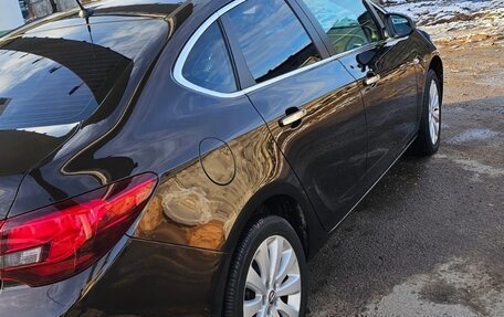 Opel Astra J, 2013 год, 1 350 000 рублей, 7 фотография