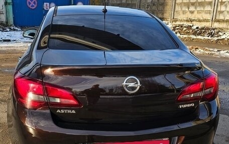 Opel Astra J, 2013 год, 1 350 000 рублей, 2 фотография