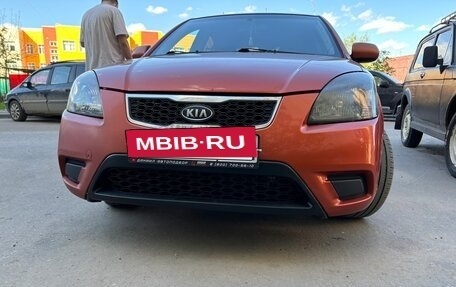 KIA Rio II, 2011 год, 590 000 рублей, 2 фотография