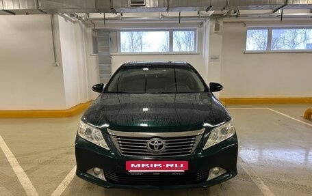 Toyota Camry, 2013 год, 2 000 000 рублей, 2 фотография