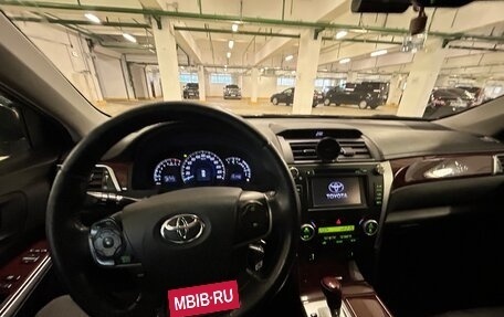 Toyota Camry, 2013 год, 2 000 000 рублей, 12 фотография