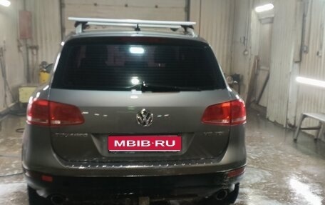 Volkswagen Touareg III, 2010 год, 1 600 000 рублей, 1 фотография