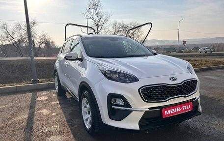 KIA Sportage IV рестайлинг, 2020 год, 2 200 000 рублей, 1 фотография