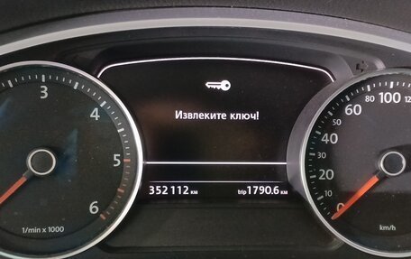 Volkswagen Touareg III, 2010 год, 1 600 000 рублей, 6 фотография
