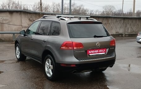 Volkswagen Touareg III, 2010 год, 1 600 000 рублей, 12 фотография