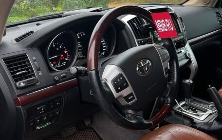 Toyota Land Cruiser 200, 2014 год, 4 465 000 рублей, 3 фотография
