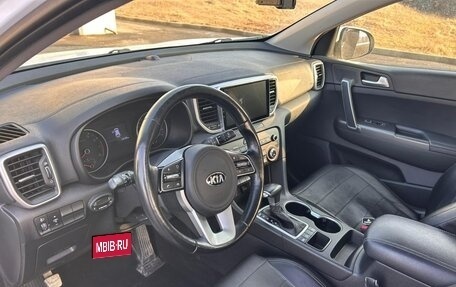 KIA Sportage IV рестайлинг, 2020 год, 2 200 000 рублей, 10 фотография