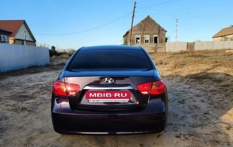 Hyundai Elantra IV, 2010 год, 800 000 рублей, 3 фотография