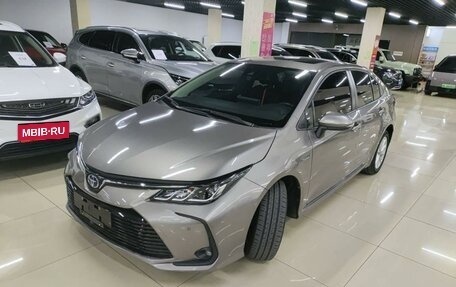 Toyota Corolla, 2022 год, 2 350 000 рублей, 2 фотография