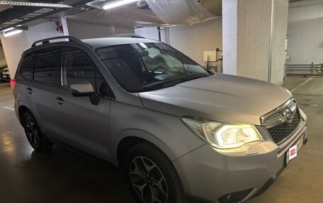 Subaru Forester, 2015 год, 1 590 000 рублей, 2 фотография