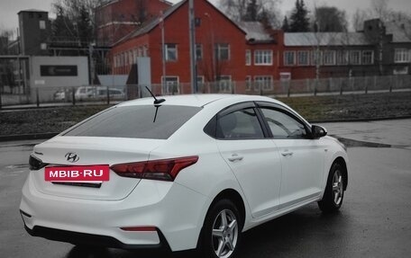 Hyundai Solaris II рестайлинг, 2017 год, 875 000 рублей, 4 фотография