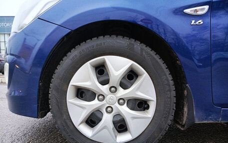 Hyundai Solaris II рестайлинг, 2015 год, 880 000 рублей, 18 фотография