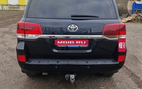 Toyota Land Cruiser 200, 2020 год, 6 550 000 рублей, 3 фотография