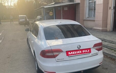 Skoda Superb III рестайлинг, 2013 год, 1 060 000 рублей, 4 фотография