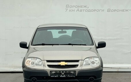 Chevrolet Niva I рестайлинг, 2017 год, 839 000 рублей, 2 фотография