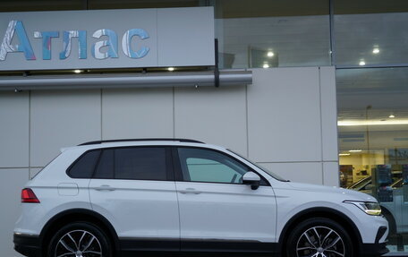 Volkswagen Tiguan II, 2021 год, 2 650 000 рублей, 6 фотография