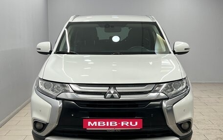 Mitsubishi Outlander III рестайлинг 3, 2017 год, 1 499 000 рублей, 5 фотография
