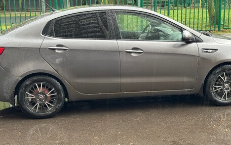 KIA Rio III рестайлинг, 2016 год, 980 000 рублей, 2 фотография