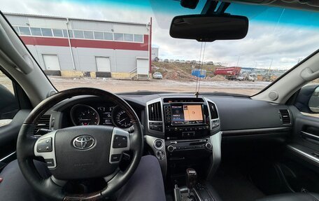 Toyota Land Cruiser 200, 2013 год, 5 500 000 рублей, 18 фотография