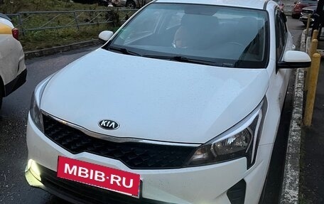 KIA Rio IV, 2020 год, 1 250 000 рублей, 1 фотография