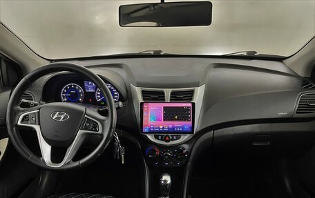 Hyundai Solaris II рестайлинг, 2011 год, 740 000 рублей, 5 фотография