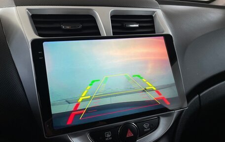 Hyundai Solaris II рестайлинг, 2011 год, 740 000 рублей, 8 фотография