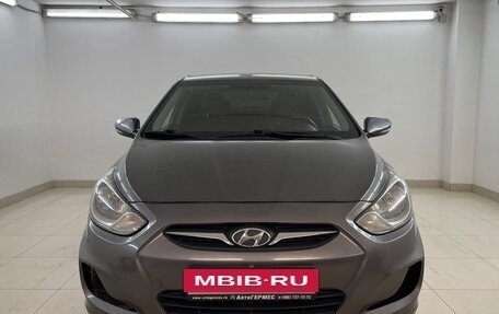 Hyundai Solaris II рестайлинг, 2011 год, 740 000 рублей, 2 фотография