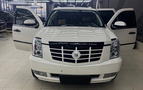 Cadillac Escalade III, 2008 год, 1 500 000 рублей, 1 фотография