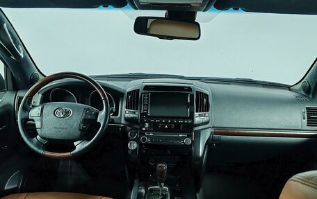 Toyota Land Cruiser 200, 2014 год, 4 085 000 рублей, 14 фотография