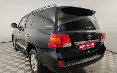 Toyota Land Cruiser 200, 2014 год, 4 085 000 рублей, 7 фотография