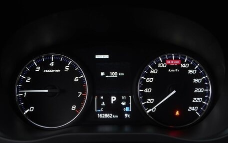 Mitsubishi Outlander III рестайлинг 3, 2019 год, 2 375 000 рублей, 12 фотография