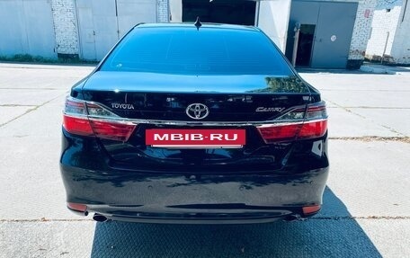 Toyota Camry, 2015 год, 2 100 000 рублей, 4 фотография