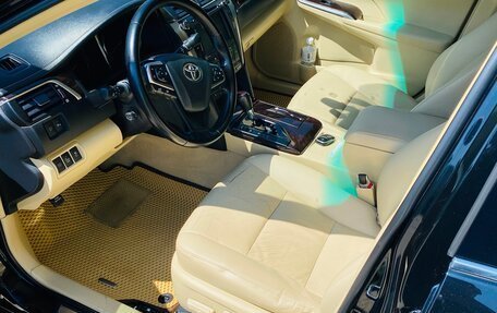 Toyota Camry, 2015 год, 2 100 000 рублей, 10 фотография