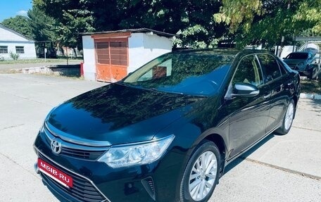 Toyota Camry, 2015 год, 2 100 000 рублей, 14 фотография