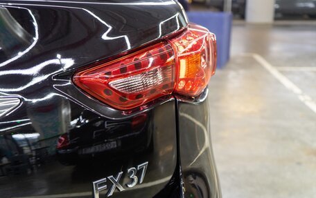 Infiniti FX II, 2012 год, 1 990 000 рублей, 22 фотография