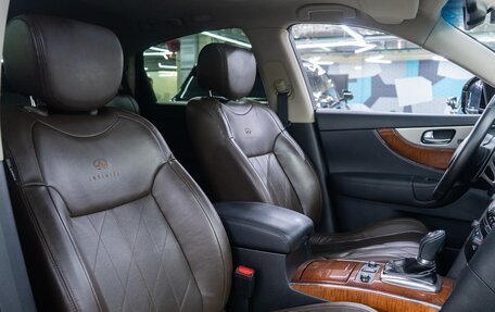 Infiniti FX II, 2012 год, 1 990 000 рублей, 31 фотография