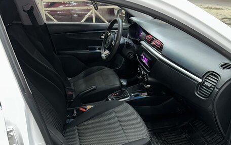 KIA Rio IV, 2018 год, 750 000 рублей, 4 фотография