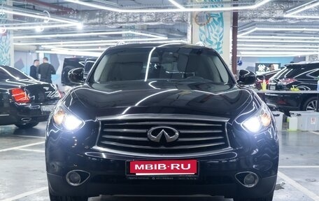 Infiniti FX II, 2012 год, 1 990 000 рублей, 36 фотография
