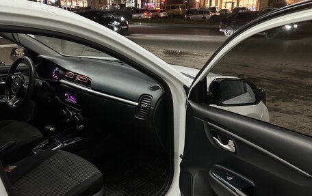 KIA Rio IV, 2018 год, 750 000 рублей, 5 фотография