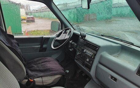 Volkswagen Transporter T4, 1992 год, 320 000 рублей, 2 фотография